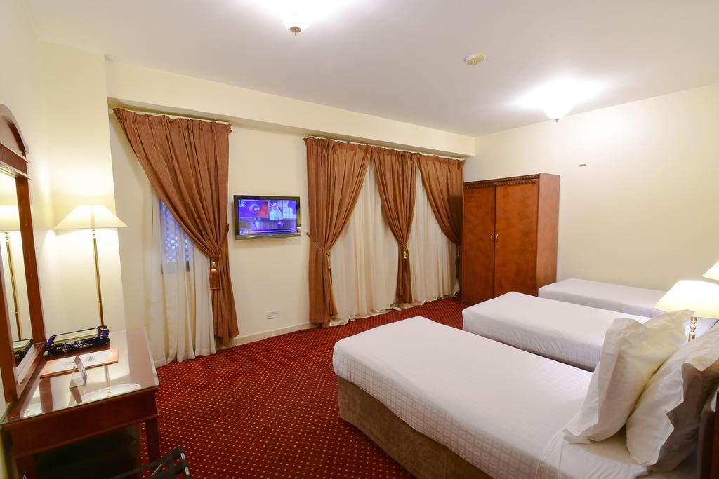 Hotel Al Ansar Golden Tulip