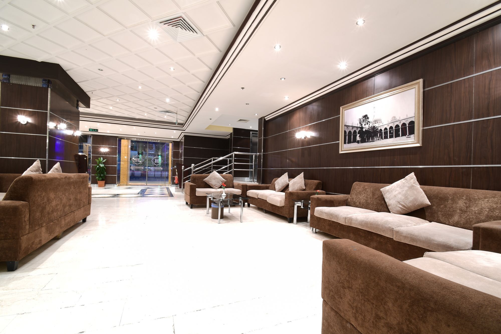 Hotel Al Ansar Golden Tulip 3*