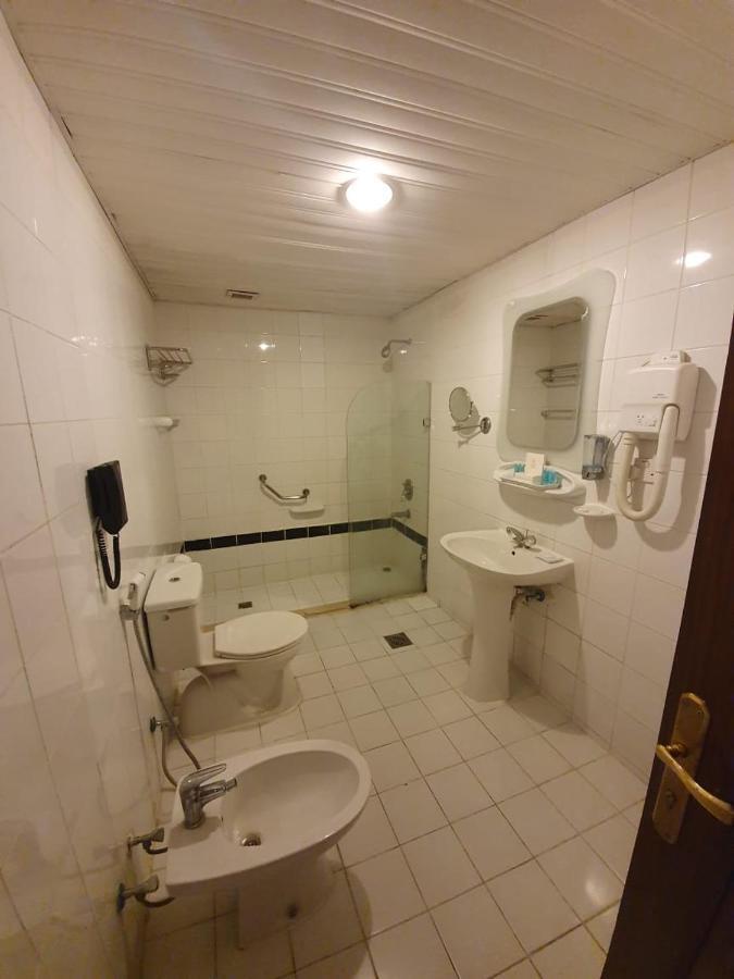 Al Ansar Golden Tulip 3*